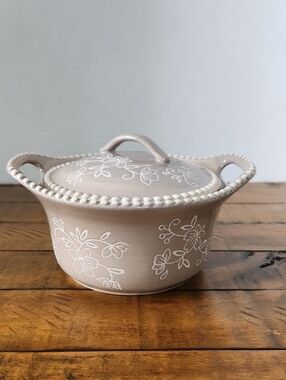Temp-Tations Individual Casserole Dish with Lid Floral Lace Gray